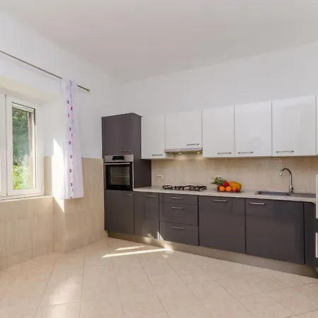 Kokic Apartament Zastražišće